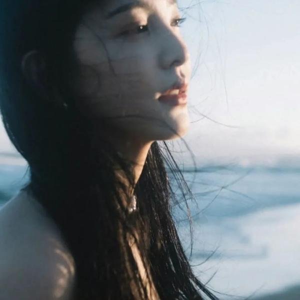 罗马夜禁色